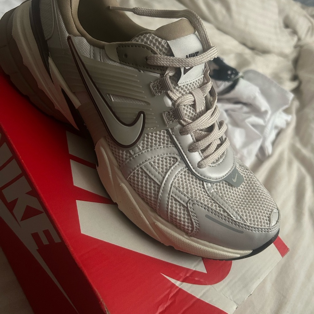 Nike Beige and Gray Athletic Shoes